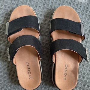 Vionic Brandie Flatform Sandal